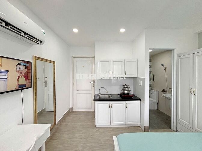 PHÒNG CỬA SỔ MỚI XÂY GẦN CẦU NGUYỄN TRI PHƯƠNG - UEH 