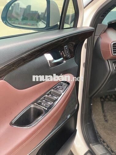 Hyundai SantaFe Premium 2020 2.4AT AWD Trắng