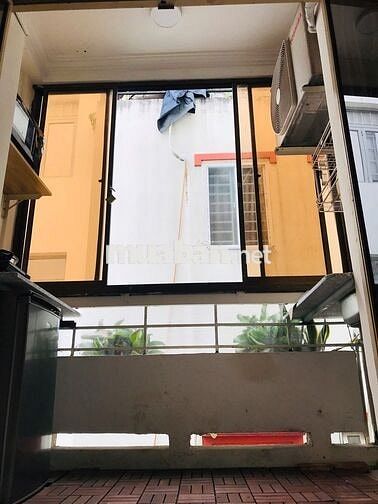 STUDIO 30M2- BANCOL LỚN- FULL NT- LẦU 1- NGAY NGUYỄN VĂN CỪ- 5,9TR/TH