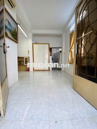 STUDIO 30M2- BANCOL LỚN- FULL NT- LẦU 1- NGAY NGUYỄN VĂN CỪ- 5,9TR/TH