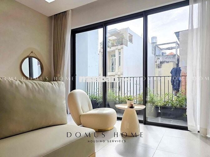 STUDIO ban công siêu xinh Ngay Trung Tâm Quận 7