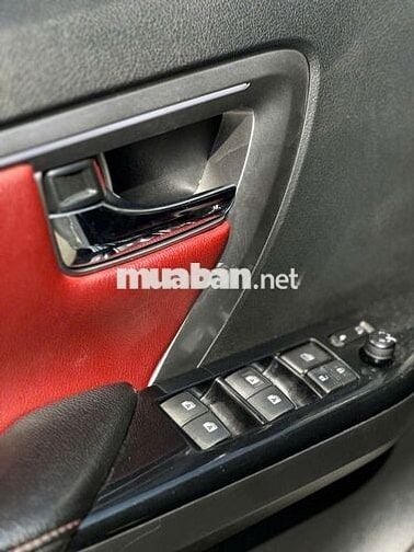 Toyota Fortuner Legender 2021 52,500 km màu Trắng