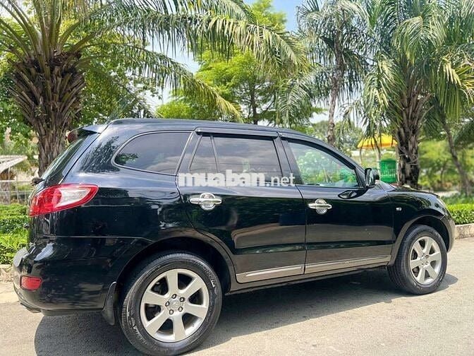 Hyundai Santafe Dầu Số tự động 5 chỗ Đen