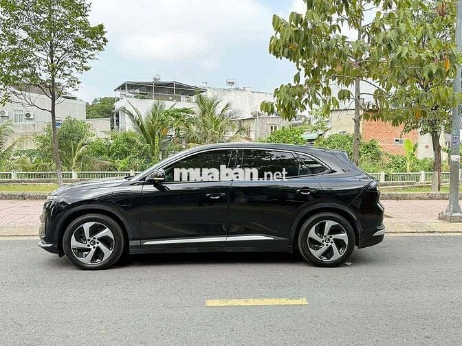 VinFast VF8 Eco 2023 Đen