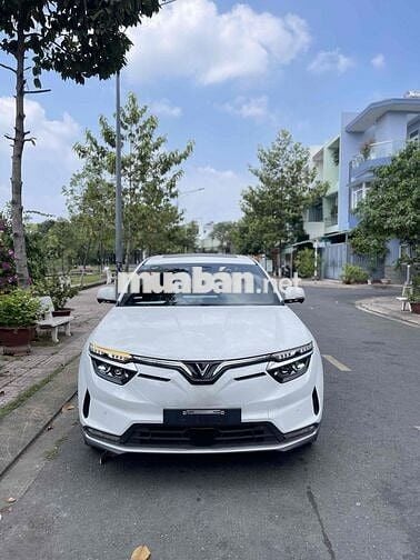 VinFast VF8 Plus 2023 Trắng 52.000 Km