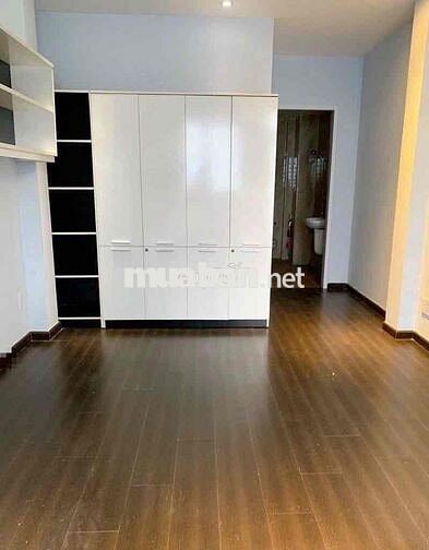 Cho thuê nhà HXH 4/2a Thích Quảng Đức Phường 3 Phú Nhuận