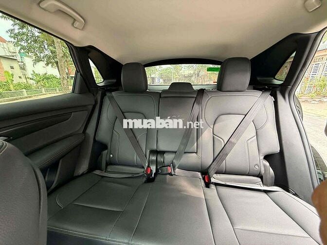 VinFast VF8 Eco 2023 Đen