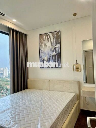 Tôi chính chủ cần bán căn 2N+ 64m2 giá 4,8 tỷ, Vinhomes Smart City.