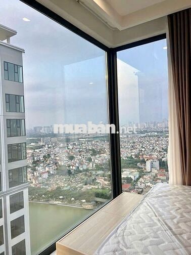 Tôi chính chủ cần bán căn 2N+ 64m2 giá 4,8 tỷ, Vinhomes Smart City.