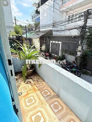 Cho Thuê nhà mặt tiền hẻm 15 Bùi văn ba q7