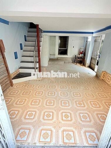 Cho Thuê nhà mặt tiền hẻm 15 Bùi văn ba q7
