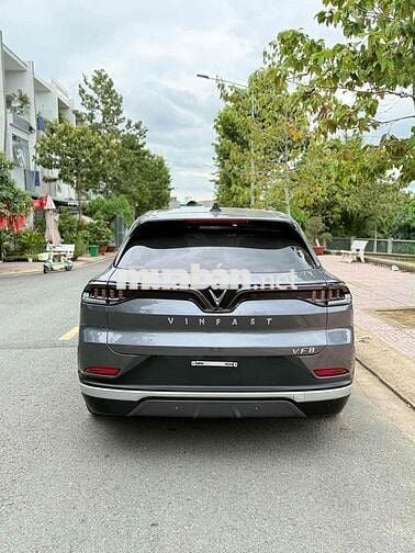 VinFast VF8 ECO/SDI 2023 Xám