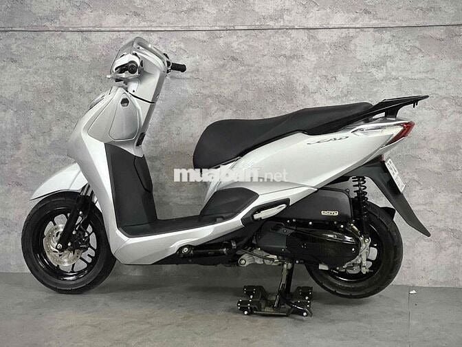 Honda Lead 125 2Val 2019 Bạc Smartkey