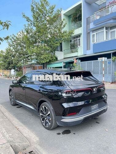 VinFast VF8 Plus 2023 Điện 40000 km Đen