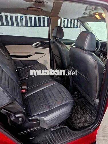Kia Carens 2023 Tự động Đỏ