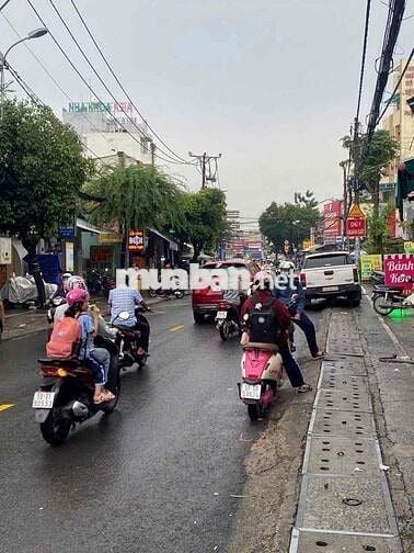 cho thuê  mặt bằng hoàng diệu 2 thủ duc