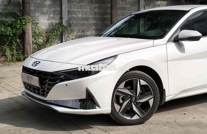 Elantra 2024 Cao Cấp qua sử dụng hỗ trợ trả góp