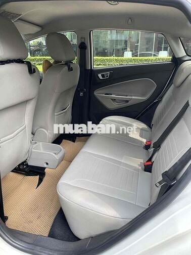 Ford Fiesta Titanium 2016 Trắng 63 ngàn kilomet