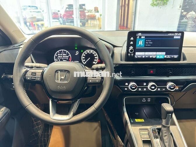 Honda CR-V L . Mua ngày 4/12/25. Odo 8000.Mới Cứng