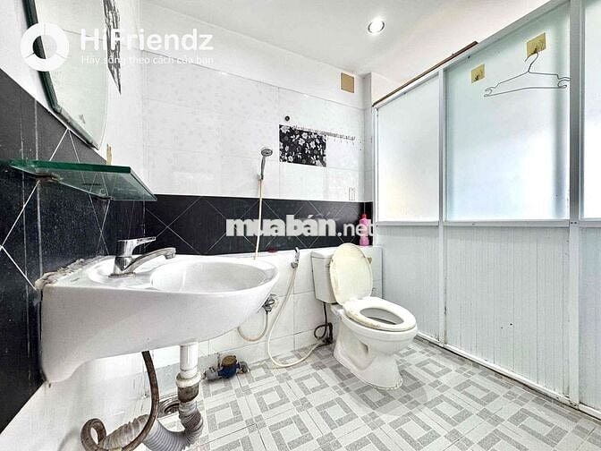 Cho Thuê Căn Hộ 2PN Rộng 55m2 Bancol Full NT Ngay Cầu Vượt 3/2