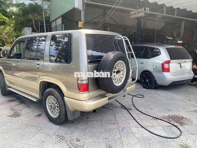 Isuzu Trooper Vàng cát Số sàn