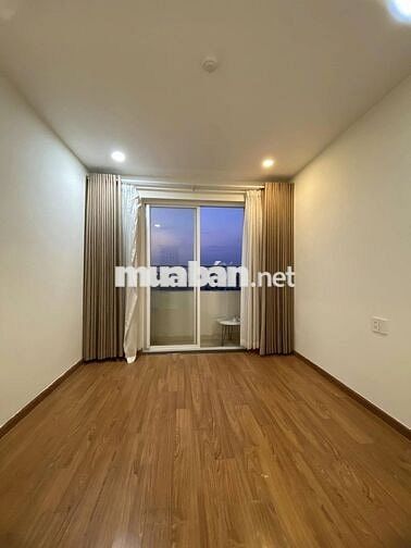 Cho thuê căn 2pn 2wc sẵn 2 máy lạnh, rèm, tủ lạnh, máy giặt bàn ăn