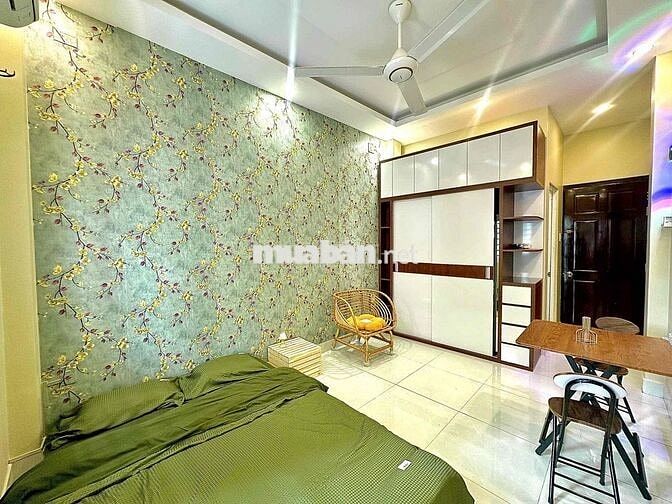 Cho Thuê Căn Hộ Bancol Tách Bếp Full NT Rộng 25m2 Ngay Chợ Bàn Cờ Q3