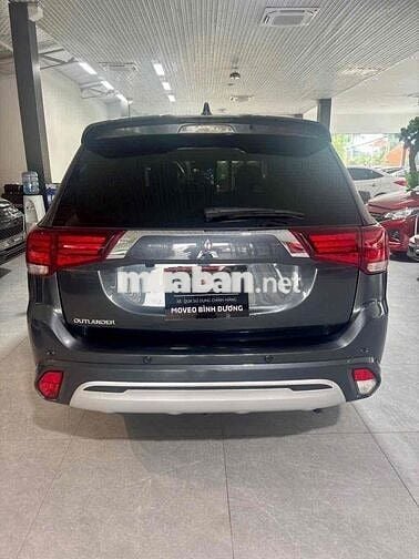 Mitsubishi Outlander CVT 2022 Đen Tự động