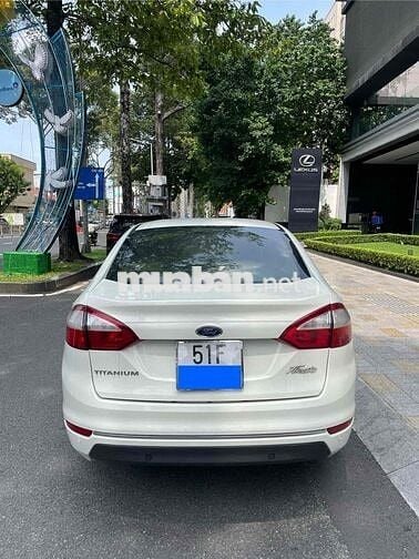 Ford Fiesta Titanium 2016 Trắng 63 ngàn kilomet