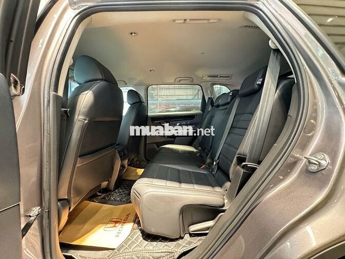 Honda CR-V L . Mua ngày 4/12/25. Odo 8000.Mới Cứng