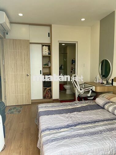 Cho thuê căn 2pn 2wc sẵn 2 máy lạnh, rèm, tủ lạnh, máy giặt bàn ăn