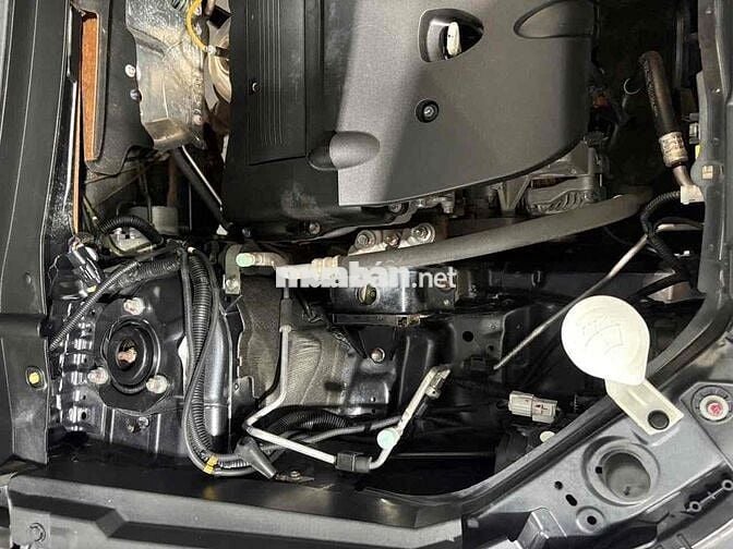 Mitsubishi Outlander CVT 2022 Đen Tự động
