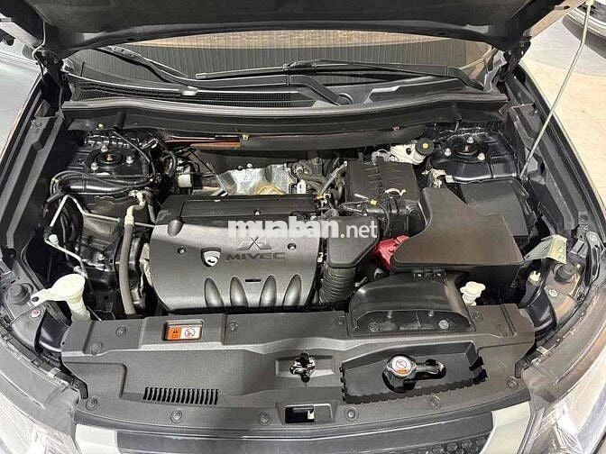 Mitsubishi Outlander CVT 2022 Đen Tự động
