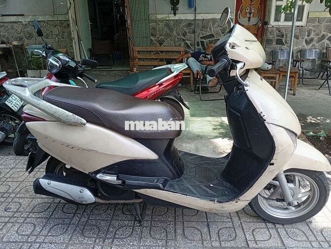 Honda Lead Fi 2010 Vàng kem