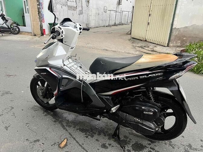 Honda Air Blade 2017 Trắng Đen