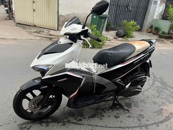 Honda Air Blade 2017 Trắng Đen