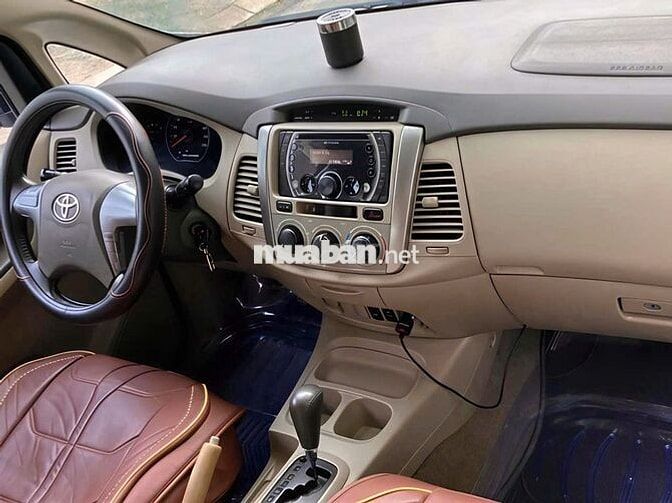 Bán xe Toyota Innova 2.0G số tự động SX 2014