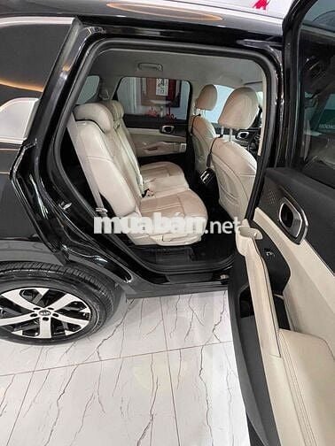 KIA SORETO sx 2021 dầu ,lướt 47.000km 7 chổ, màu đ