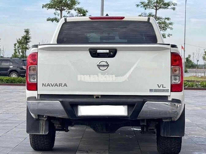 Nissan Navara VL 4X4 2017 Trắng 80000 km