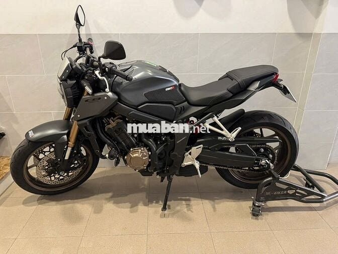Honda CB650R 2023 Xám Siêu Cọp
