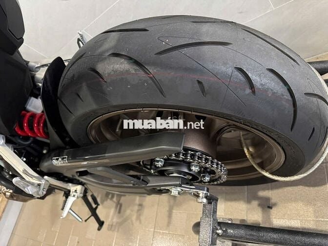 Honda CB650R 2023 Xám Siêu Cọp