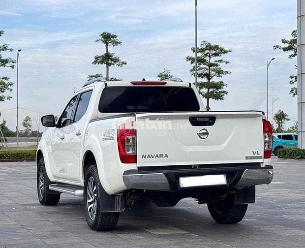 Nissan Navara VL 4X4 2017 Trắng 80000 km