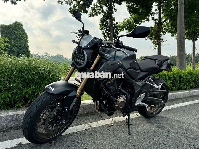 Honda CB650R 2023 Xám Siêu Cọp