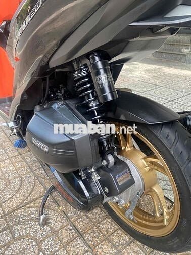 Honda Vario 150 Tự động Đen Cam