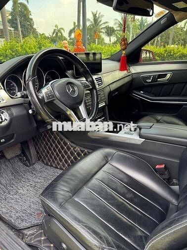 Mercedes-Benz E200 2015 Số điện tử Đỏ
