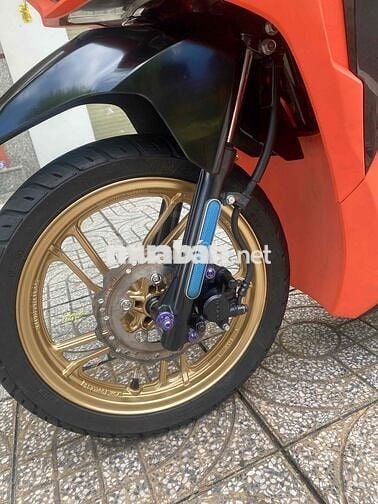 Honda Vario 150 Tự động Đen Cam
