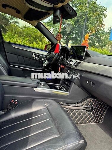 Mercedes-Benz E200 2015 Số điện tử Đỏ