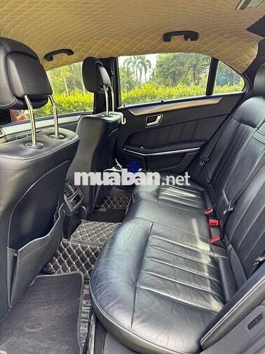 Mercedes-Benz E200 2015 Số điện tử Đỏ