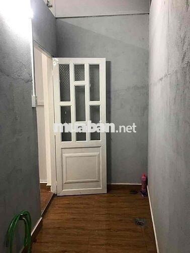NHÀ NGAY GẦN CẦU BẾN PHÂN 5x20 2PN HẺM XE HƠI