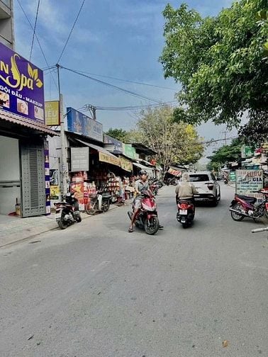 NHÀ MT KD ĐA NGHÀNH - DT 4.6 X 20 - NHỈNH 6 TỶ TL